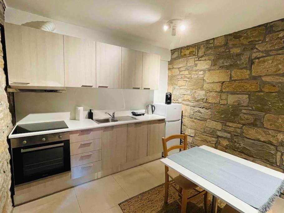 Santomas Apartments Šmarje Kültér fotó