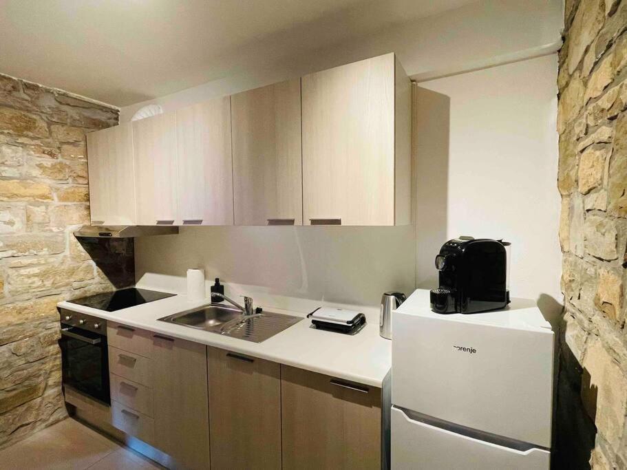 Santomas Apartments Šmarje Kültér fotó