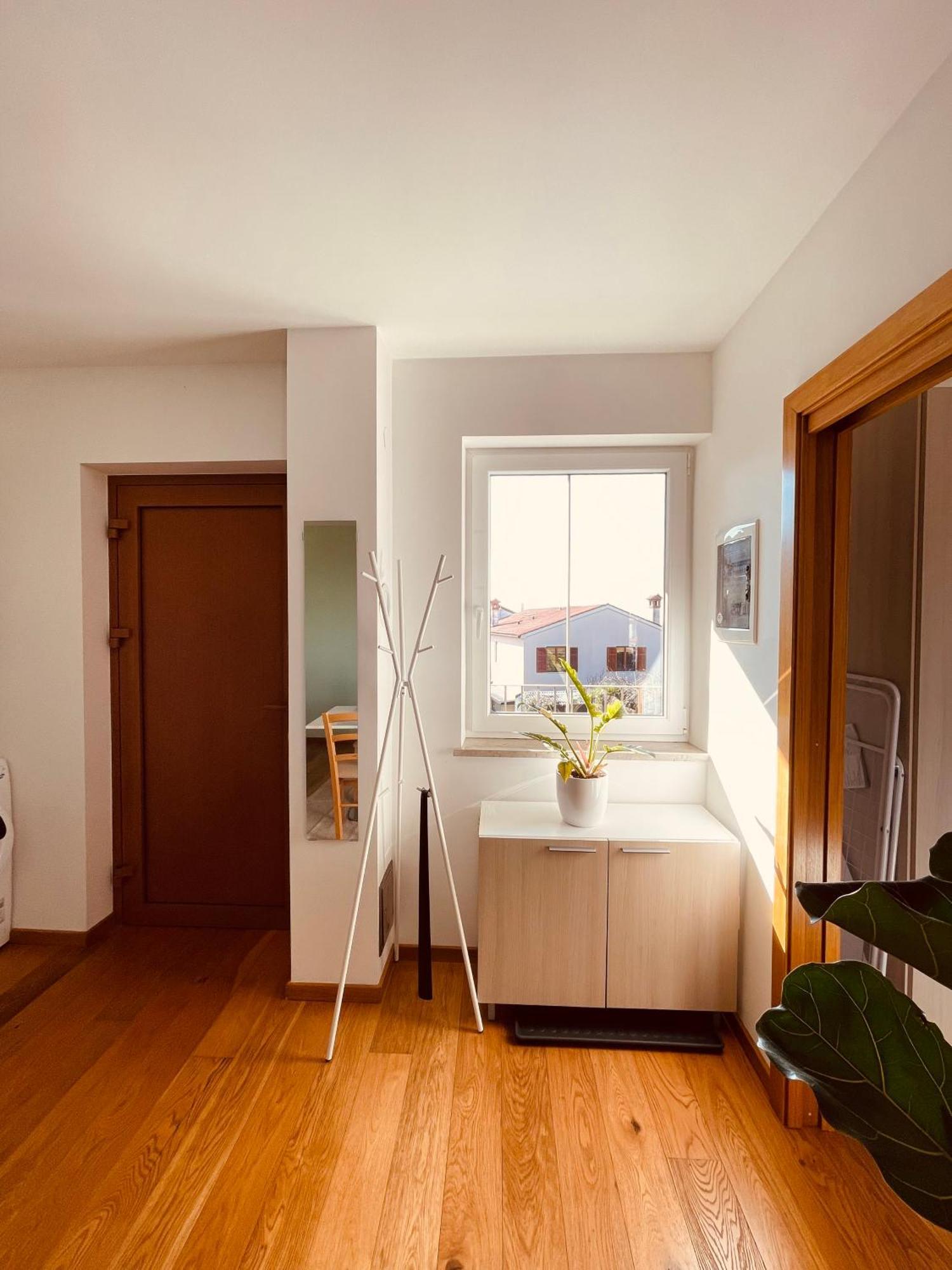 Santomas Apartments Šmarje Kültér fotó