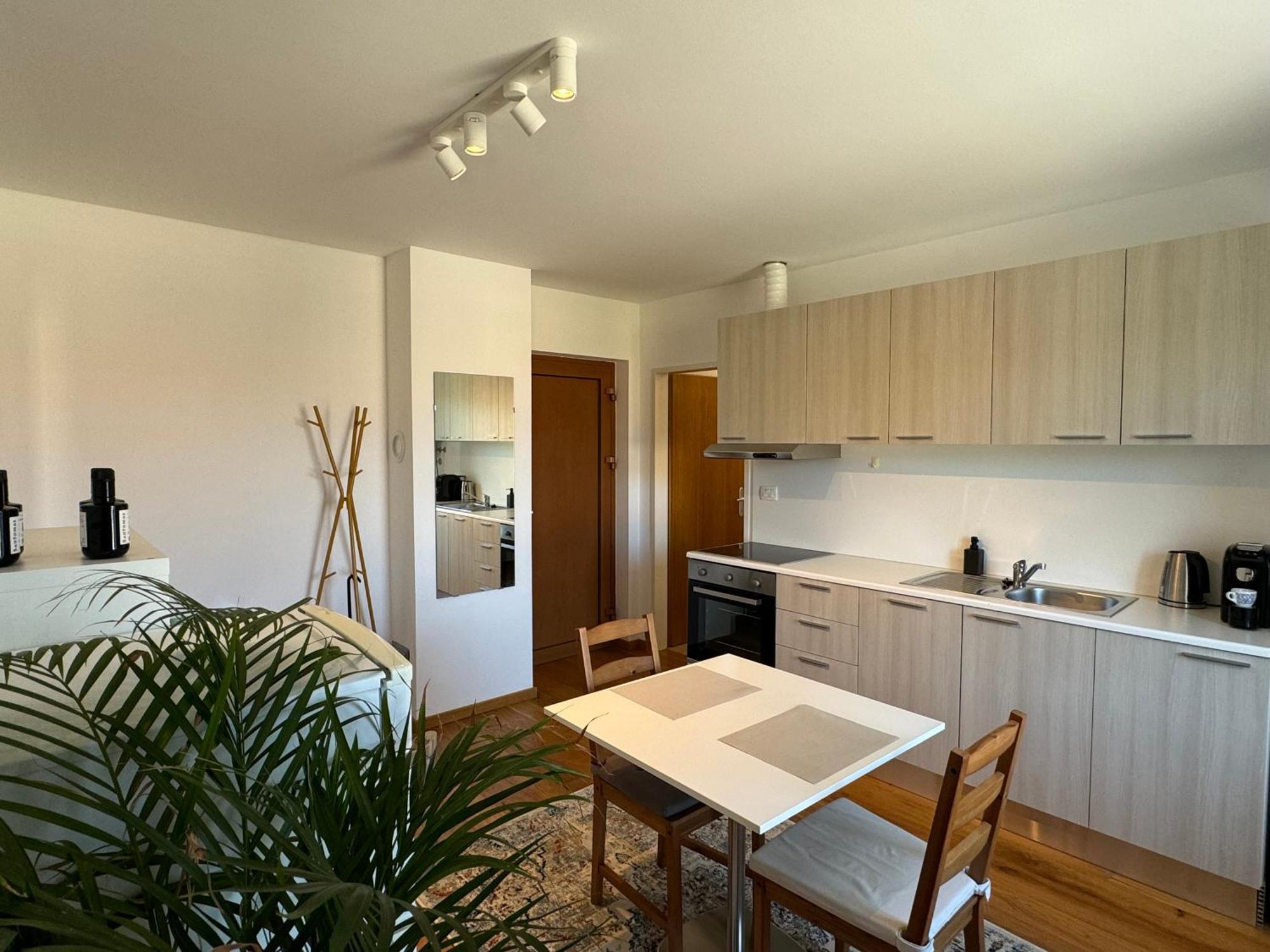 Santomas Apartments Šmarje Kültér fotó